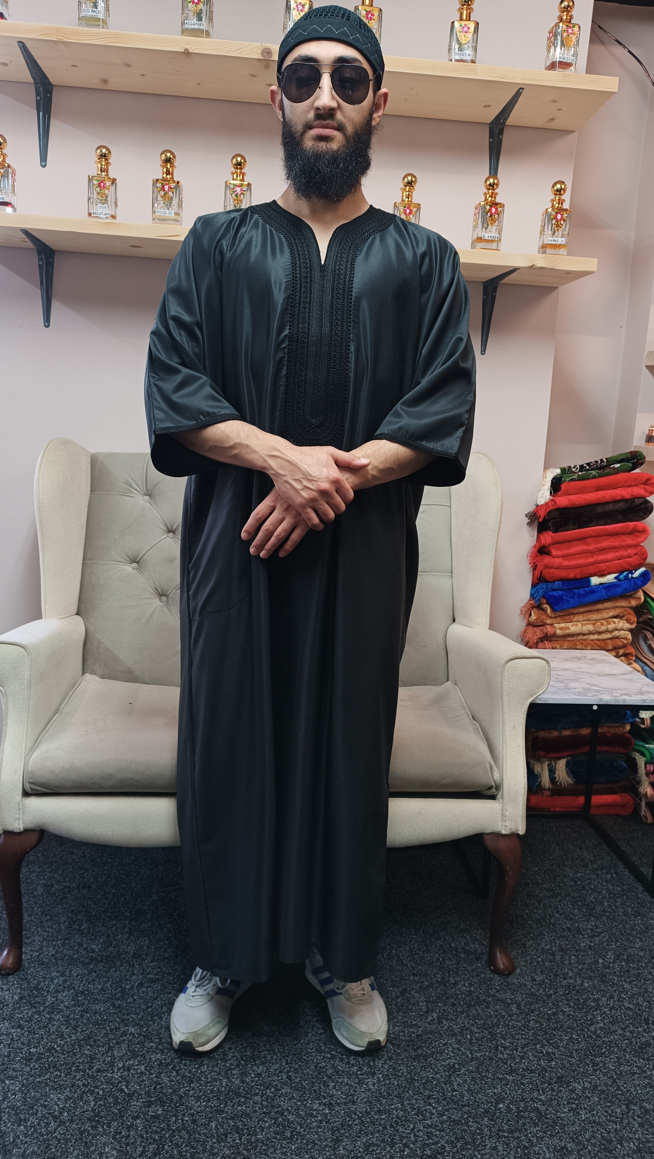 luxurious moroccan thobe for men, premium quality jubba.