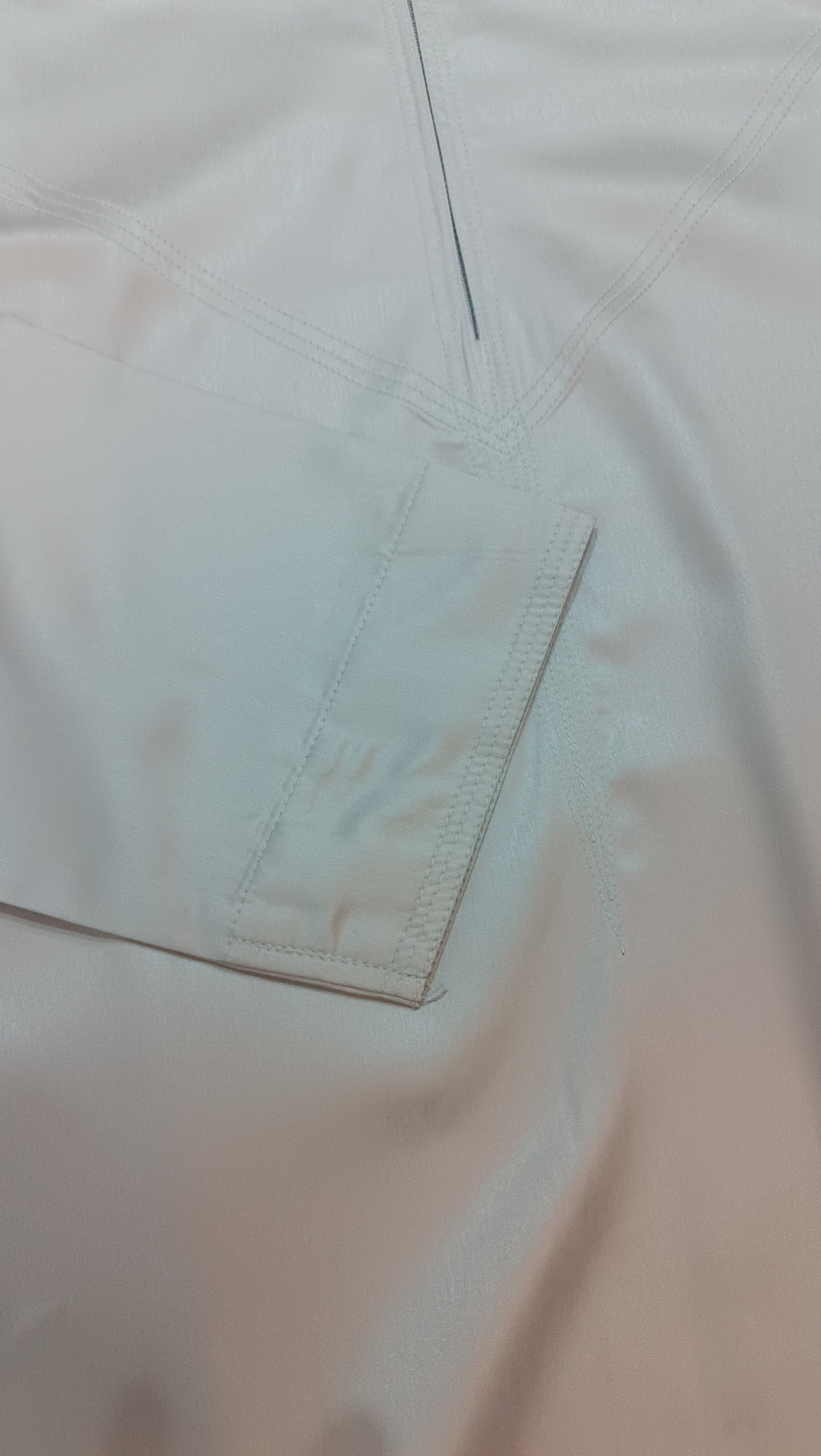 Arabic style Emirati thobe, silky collarless jubba.