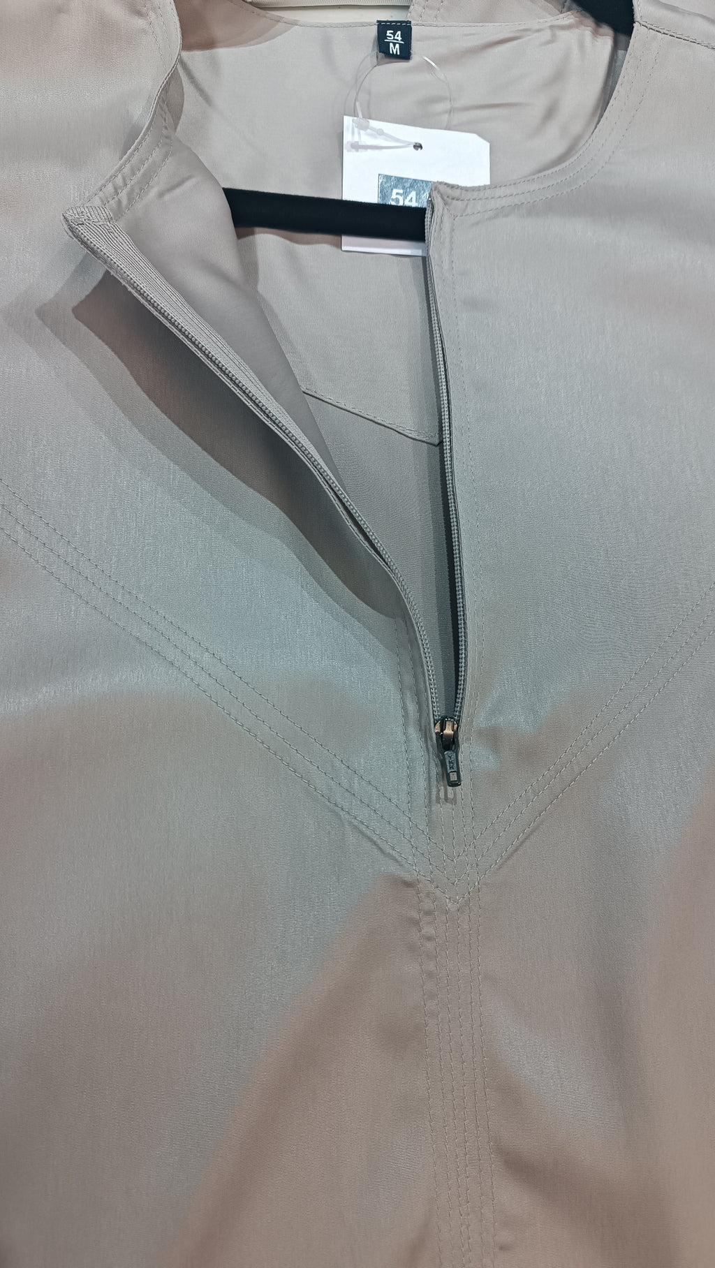 Arabic style Emirati thobe, silky collarless jubba.