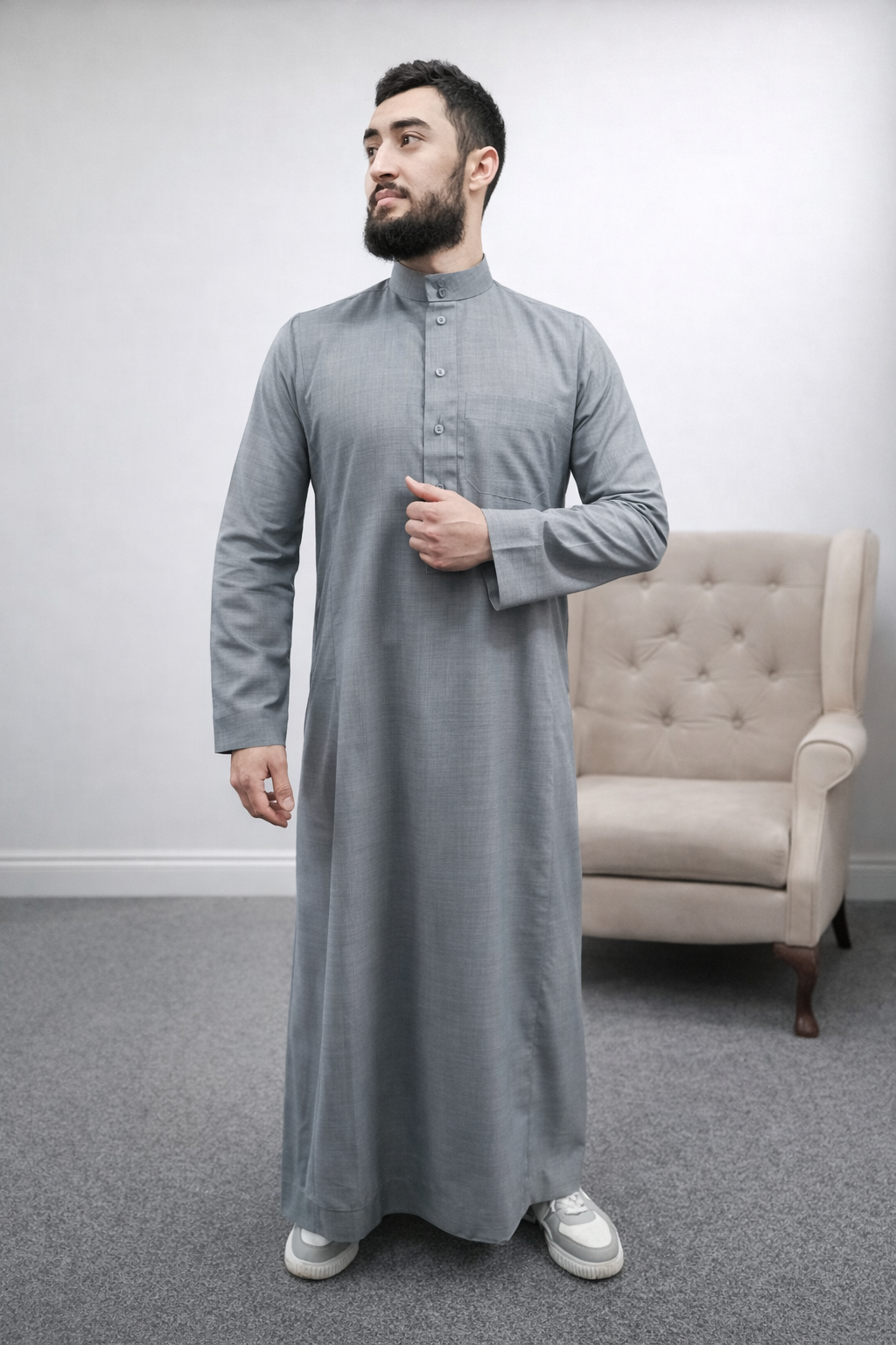 Nusuki Makkah thobe, luxurious Saudi thobe.